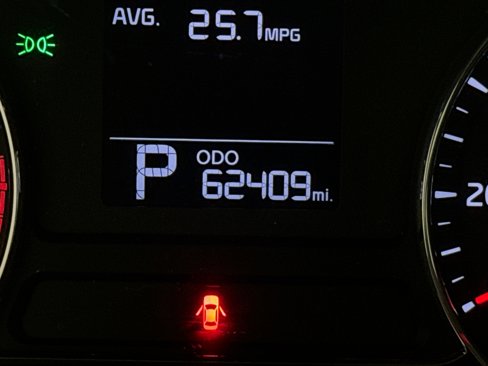 Used 2016 Kia Forte LX image 9