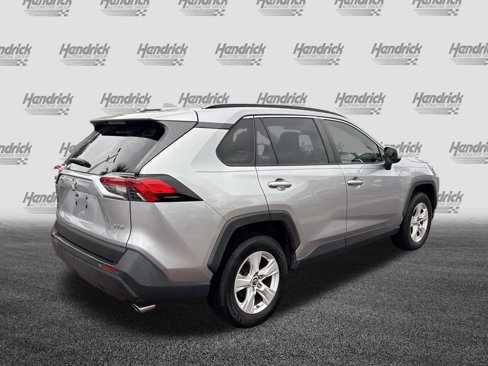 Used 2019 Toyota RAV4 XLE image 10