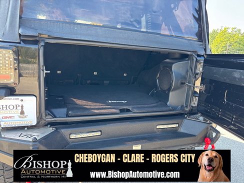 Used 2014 Jeep Wrangler Unlimited Sahara w/ Dual Top Group image 18