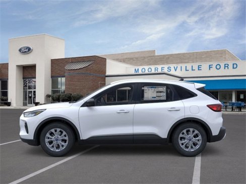New 2025 Ford Escape Active image 3