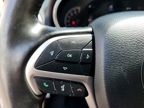 Used 2019 Jeep Grand Cherokee Limited image 11