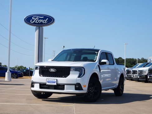 New 2025 Ford Maverick Lobo image 2