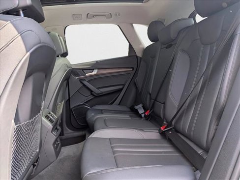 Used 2021 Audi Q5 Prestige image 18