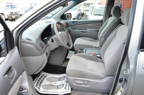 Used 2008 Toyota Sienna LE image 43