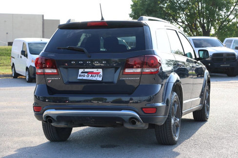 Used 2018 Dodge Journey Crossroad w/ Popular Equipment Group image 9