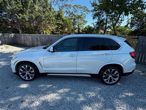Used 2015 BMW X5 xDrive50i image 2