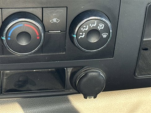 Used 2013 Chevrolet Silverado 1500 W/T image 18