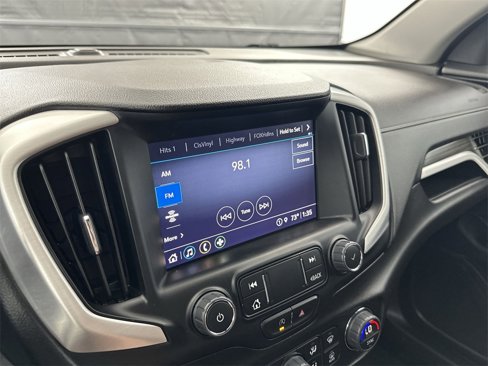 Used 2023 GMC Terrain SLT image 12
