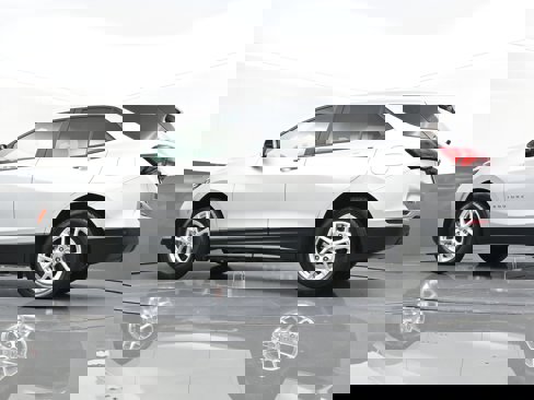 Certified 2022 Chevrolet Equinox LS w/ LS Convenience Package image 35