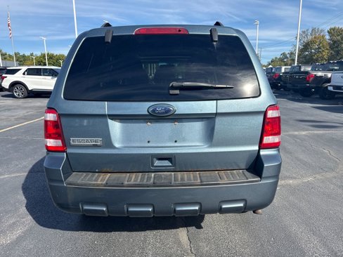 Used 2011 Ford Escape XLT w/ 201A Rapid Spec Order Code image 8