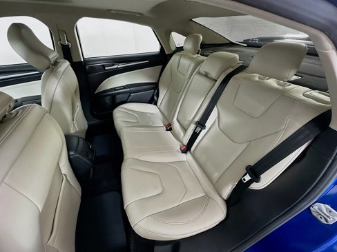 Used 2017 Ford Fusion Titanium image 27