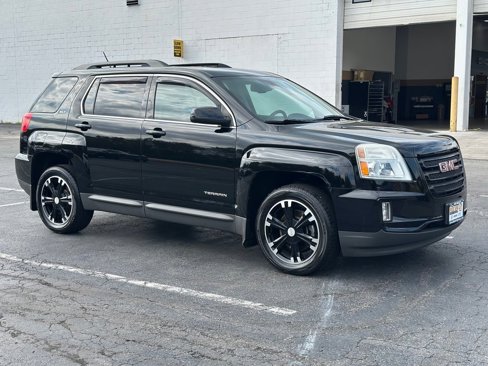 Used 2017 GMC Terrain SLT w/ Open Road Package image 2