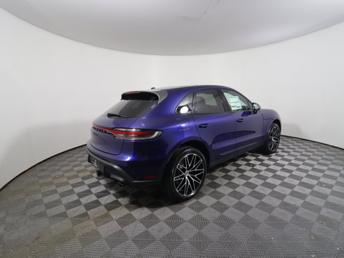 New 2025 Porsche Macan Turbo image 7