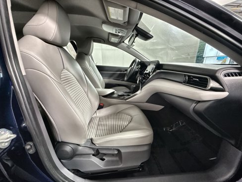 Used 2021 Toyota Camry SE image 25