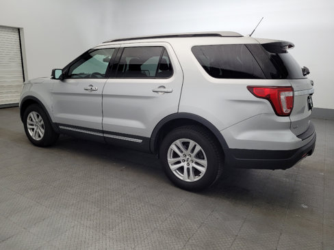 Used 2019 Ford Explorer XLT w/ Equipment Group 201A image 3
