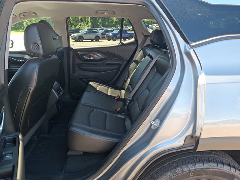 Certified 2023 GMC Terrain SLT w/ LPO, Floor Liner Package image 10
