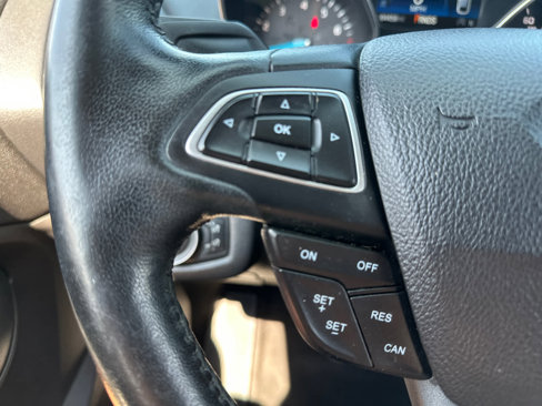 Used 2019 Ford Escape SEL image 20