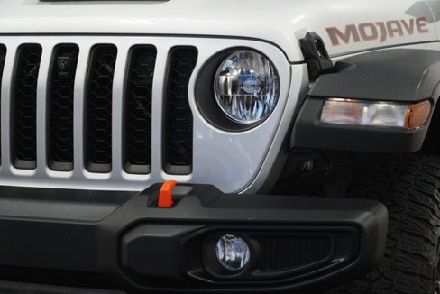 Used 2022 Jeep Gladiator Mojave image 9