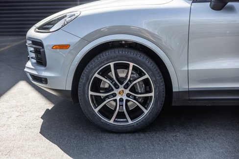 Certified 2023 Porsche Cayenne image 11