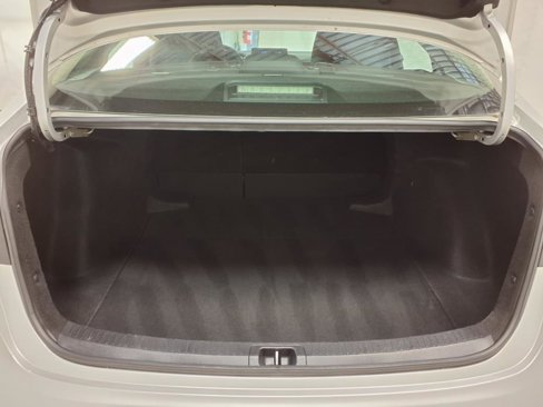 Used 2023 Toyota Corolla LE image 27