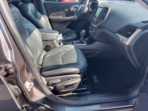 Used 2014 Jeep Cherokee Limited image 19