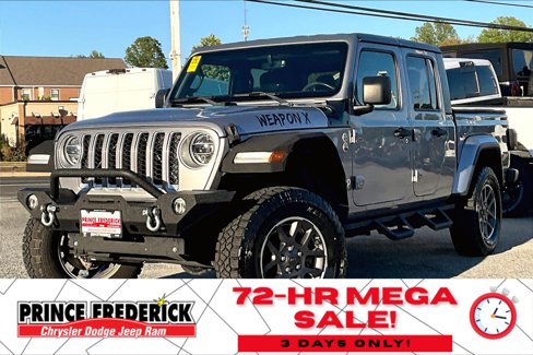 Used 2020 Jeep Gladiator Overland image 3