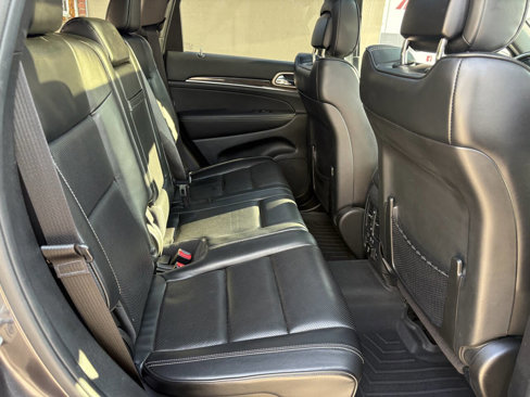 Used 2014 Jeep Grand Cherokee Overland image 27