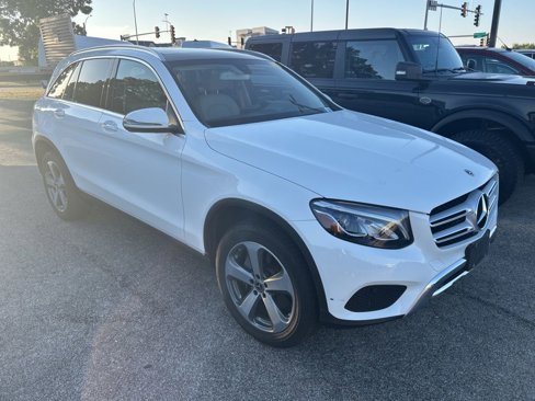 Used 2019 Mercedes-Benz GLC 300 4MATIC image 7