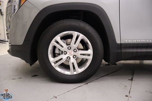 Used 2024 GMC Terrain SLE image 13