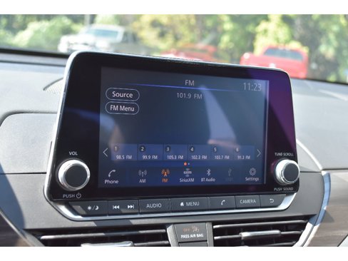 Used 2024 Nissan Altima 2.5 SV image 23
