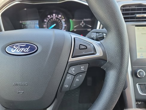 Certified 2020 Ford Fusion SE image 14