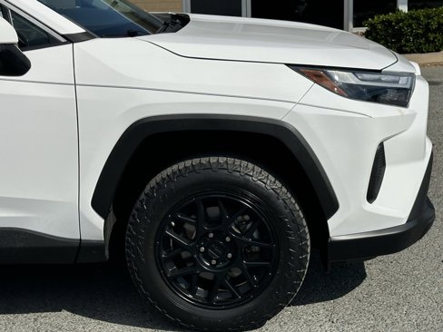 Used 2023 Toyota RAV4 LE image 38