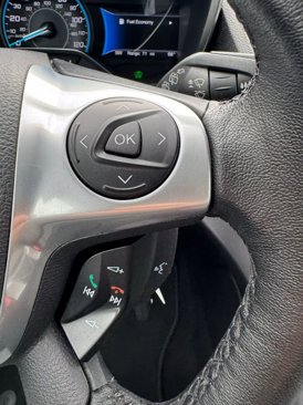 Used 2017 Ford C-MAX Energi SE w/ Cold Weather Package image 40