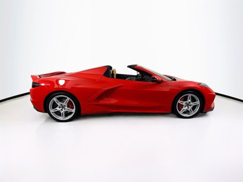 Used 2022 Chevrolet Corvette Stingray Premium Conv w/ Z51 Performance Package image 8