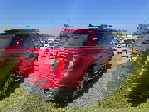 Used 2021 Ford Explorer Limited w/ Equipment Group 301A image 6