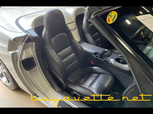 Used 2006 Chevrolet Corvette Convertible w/ Preferred Equipment Group image 22