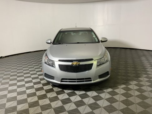 Used 2014 Chevrolet Cruze LT image 3