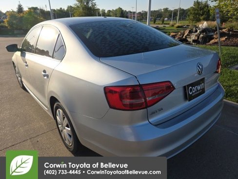 Used 2015 Volkswagen Jetta S image 16