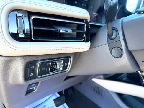 Used 2021 Lincoln Nautilus Reserve image 12