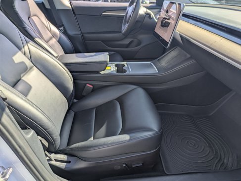 Used 2023 Tesla Model 3 Standard Range image 28