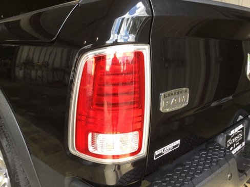 Used 2015 RAM 1500 Laramie Longhorn w/ Convenience Group image 18