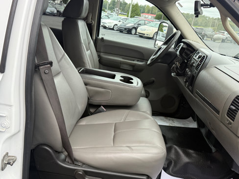 Used 2009 Chevrolet Silverado 2500 W/T image 9