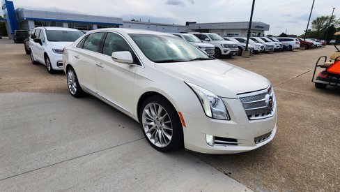 Used 2013 Cadillac XTS Platinum image 3