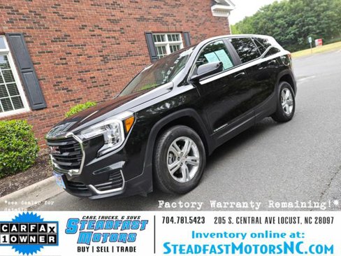 Used 2024 GMC Terrain SLE image 1