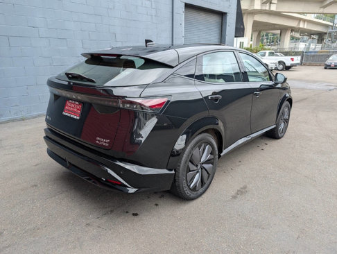 Used 2023 Nissan Ariya AWD image 3