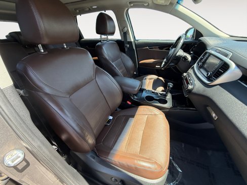 Used 2019 Kia Sorento SX w/ SX Touring Package image 19