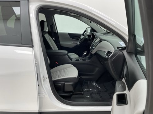 Certified 2024 Chevrolet Equinox LS w/ LS Convenience Package image 14