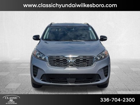 Used 2020 Kia Sorento S image 2