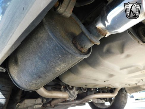 Used 2003 Ford Thunderbird image 26