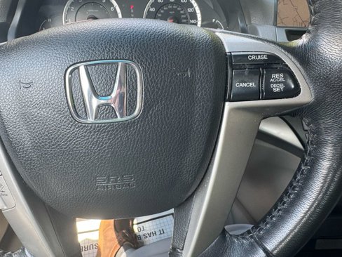 Used 2010 Honda Accord EX-L image 29